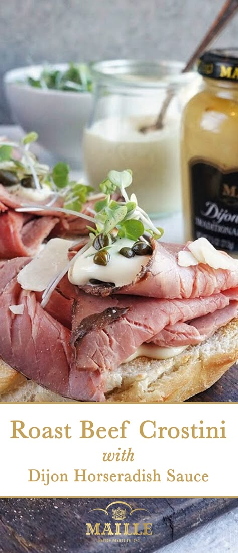 Roast Beef Baguette, Roast Beef Appetizers, Roast Beef Crostini, Beef Crostini, Baguette Appetizer, Roast Beef And Horseradish, Crostini Appetizer, Beef Appetizers, Dijon Sauce