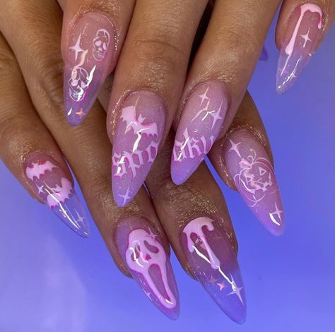 (16) Likes | Tumblr Purple Nails Halloween, Holloween Nails, Halloween Acrylic Nails, Hippie Nails, Punk Nails, Goth Nails, Nail Stuff, Seasonal Nails, Really Cute Nails