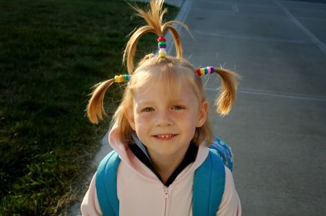 wacky hair day school - Google Search Crazy Hair Day Preschool, Crazy Hair Day Simple, Wacky Hair Day Ideas For Girls Easy, Crazy Hair Day Easy Simple, Toddler Crazy Hair Day Ideas, Silly Hair Day Ideas Kids, Crazy Hair Day Short Hair, Easy Crazy Hair Day Ideas Kids, Simple Crazy Hair Day Ideas