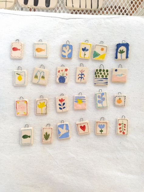 Button Diy Crafts, Pottery Charms, Ceramics Jewelry, Ceramic Charms, Ceramic Magnets, Handmade Ceramic Jewelry, Clay Magnets, Clay Crafts Air Dry, Pottery Crafts