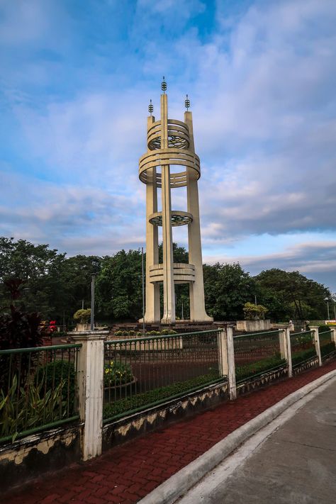 This is the Philippine-Japanese Friendship Tower. It commemorates and honors the re-established friendship between Japan and the Philippines after WWII. Click the pin for more information about this important landmark in Bagac, Bataan, Philippines. Philippines Photos, Bataan Philippines, Building Photography, Bataan, Symbol Of Peace, Famous Buildings, Tips And Advice, Space Needle, Fake Story