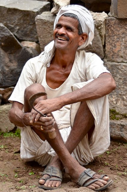 Faces of India by Roy Cheung Photography, via Flickr Figure Photography For Drawing, Human Photography People, Indian People Reference, Indian Human Figure Photography, Indian Daily Life Photography, Indian Old Man Photography, Indian People On Street, Powerful Spells, Street Photography People