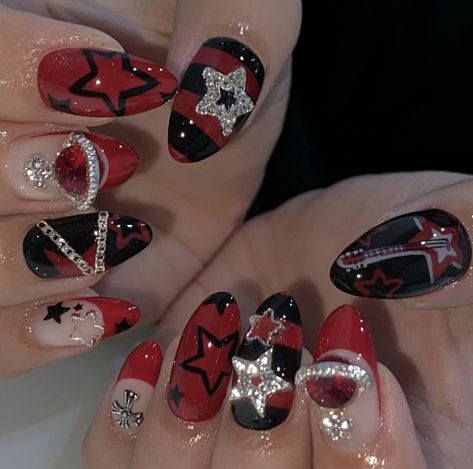 Short Nails Ideas Red And Black, Black And Red Nails Short, Red Square Nails Design, Short Emo Nails, Emo Nail Art, Emo Rockstar, Emo Nails, Rock Star Nails, Rockstar Nails