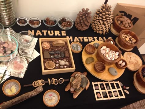 The Mystery of Materials: A Reggio Workshop — Allen Creek Preschool - Ann Arbor, MI Abordagem Reggio Emilia, Curiosity Approach Eyfs, Natural Classroom, Reggio Emilia Classroom, Curiosity Approach, Reggio Emilia Approach, Reggio Inspired Classrooms, Reggio Emilia Inspired, Reggio Classroom