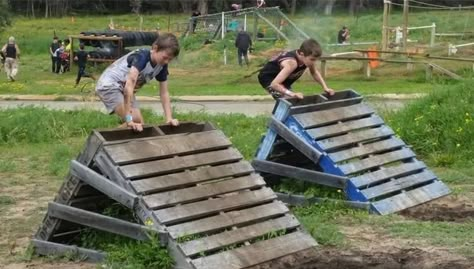 Boot Camp For Kids, Kids Ninja Warrior, Yard Games For Kids, Ninja Course, Backyard Obstacle Course, Ninja Warrior Course, Kids Obstacle Course, Obstacle Course Races, Course Ideas