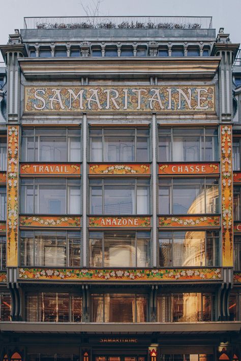 Department Stores, Vintage Shops Paris, Paris Architecture Aesthetic, Paris Department Store, Le Marais Paris Shopping, Paris Buildings Aesthetic, New Palace, Art Nouveau Interior, La Rive