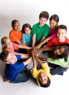 COLLABORATING WITH KIDS!! A slideshow with important tips to develop collaborative projects! Teaching Empathy, Theatre Education, Drama Games, Group Counseling, Classroom Culture, Drawing Writing, 20 Questions, Australian Curriculum, Childrens Church