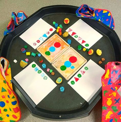 Shape patterns with paint printing = always a winner! 🎨 Would you be brave enough to try this in your classroom? 😂 #shapepatterns #primarystarseducation #tufftrayoftheday #mathstufftray #tuffspot #tufftrayplay #provision #passionforprovision #allaboutearlyyears #ks1alldaylong #printing #artskills #numbersandpatterns #patternmaking #finemotorskills #kidscrafts #mathsmastery #paint #painting #kidspainting #education #yearoneteacher #yeartwo #keystage1 #keystageone #mathsisfun #mathsforkids Doubling Activities Eyfs, Patterns Eyfs, Ks1 Provision, Drawing And Colouring, Tuff Spot, Math Patterns, Continuous Provision, Pattern Activities, Key Stage 1