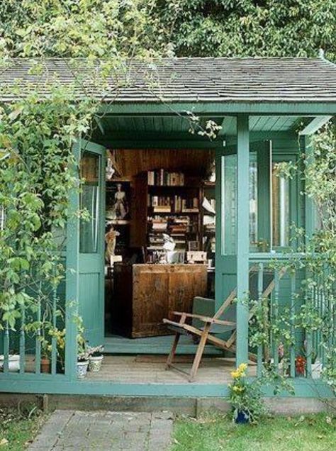 Green Shed, Shed Office, Interior Boho, Backyard Cottage, Outdoor Office, Backyard Shed, Casa Exterior, She Sheds, Garden Studio