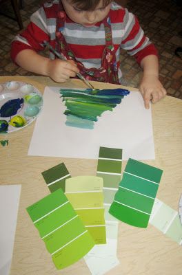 An invitation to mix as many variations of green as they would like. art and soul preschool Green Pallet, Art Provocations, Rangement Art, Reggio Emilia Classroom, Emergent Curriculum, Mixing Colours, Reggio Inspired Classrooms, Reggio Emilia Inspired, Reggio Classroom