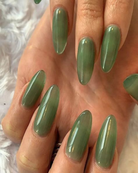 Jelly Nails Are Back Again | Allure Minimal Manicure, The Best Nails, Vogue Nails, Chrome Manicure, Blush Pink Nails, Spring Nail Trends, Nail Trend, Green Nail Designs, Long Nail Designs