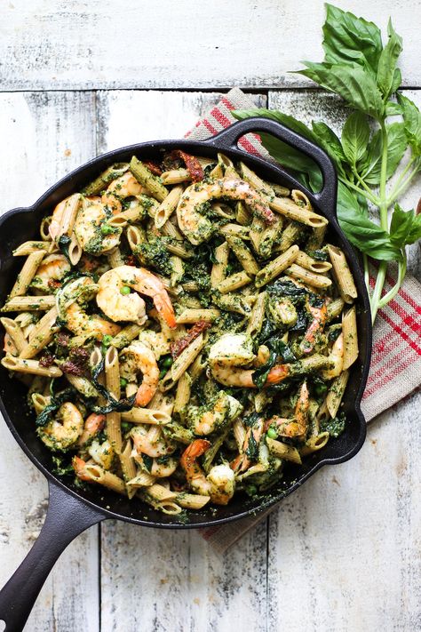 Healthy Whole Wheat Shrimp Pasta with Kale Pesto — My Diary of Us Wheat Pasta Recipes, Kale Pesto Pasta, Shrimp Pesto Pasta, Foolproof Recipes, Pasta With Shrimp, Healthy One Pot Meals, Pasta Skillet, Pesto Shrimp, Lemon Garlic Pasta