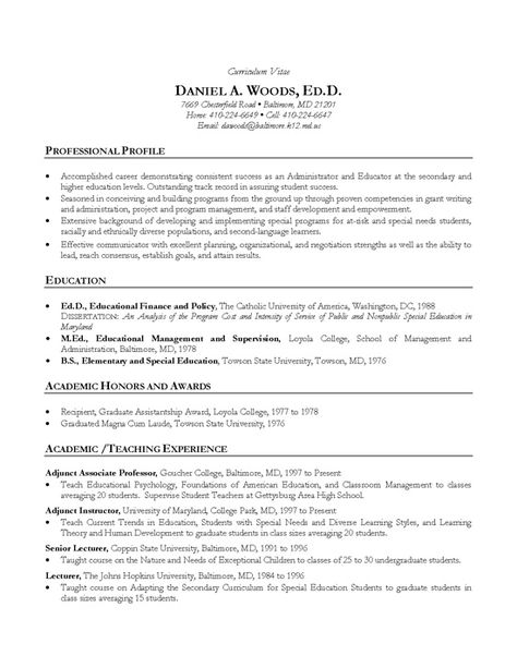 CV Example for Academic Professional with background in Education. The job seeker is targeting a position in secondary or higher education teaching. The professional profile focuses on a background in educational administration, program management, grant writing, staffing and policy development. Cv Resume Sample, Academic Cv, Curriculum Vitae Examples, Cv Sample, Teacher Cv, Cv Example, Teacher Resume Examples, Career Building, Teaching Resume