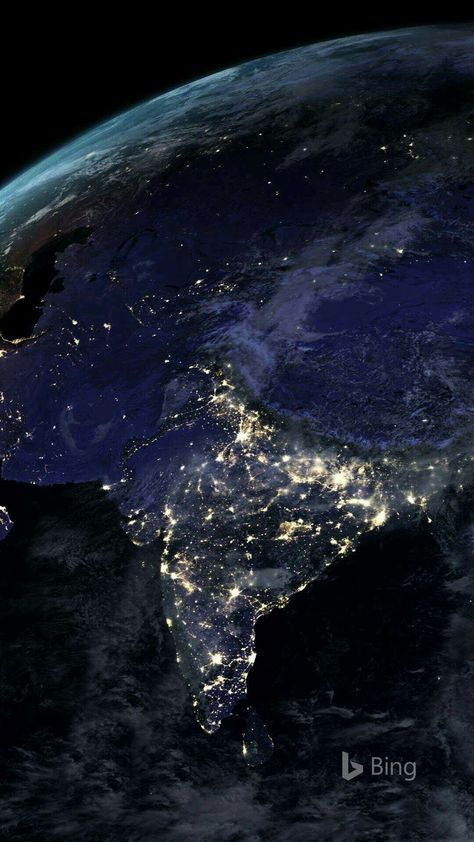 💡🌎Artificial Lights from Earth. ©NASA @bing ★★★★★ India From Space Wallpaper, India On Earth From Space, Ancient India Map, Iphone Wallpaper Rock, Bing Wallpaper, Satellite Pictures, Earth At Night, Iphone Wallpaper Earth, Maps Aesthetic