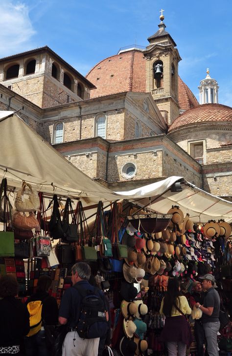 San Lorenzo Market, Firenze Italy, Toscana Italia, Florence Tuscany, Places In Italy, Voyage Europe, Visit Italy, San Lorenzo, Tuscany Italy