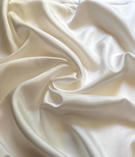 - Our white/off white silk fabric is 100% real, natural mulberry silk. This is habotai/habutai silk (a Japanese way of weaving) which is different with satin silk, crepe or chiffon. Our silk fabric is matte, not shiny.  - Our white/off white silk fabric is soft, smooth and lightweight. The color is 100% organic, natural color of silk without being dyed so it's safe for all kinds of skin, especially for babies.  You can make a burn test to know if it's real silk or not. If it's real silk, the sme Silk Photoshoot, Parisian Chic Aesthetic, Kitchener Essence, Y2k Layering, Prickly Pear Flowers, White Silk Fabric, Silk Image, Pear Flower, White Satin Fabric