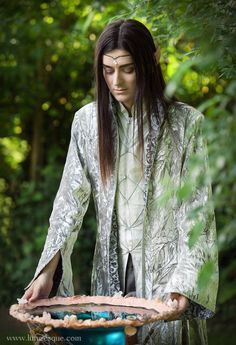 Dragon Cosplay, Night Elves, Male Elf, Tolkien Elves, Elven Jewelry, Elves And Fairies, Wood Elf, Character Inspiration Male, High Elf