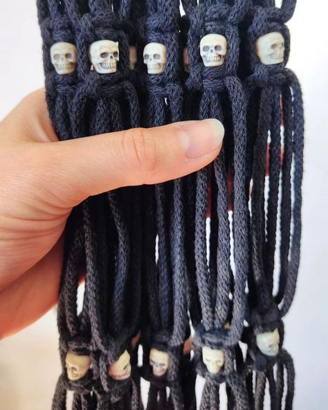 Dark macrame home decor | Anna | These plant hangers aren't your grandma's macrame. The cute skull beads bring that touch of edgy charm, giving your green buddies a cool… | Instagram Goth Macrame, Dark Macrame, Macrame Home, Macrame Home Decor, Cute Skull, Skull Beads, Cool Instagram, Plant Hangers, Beaded Skull