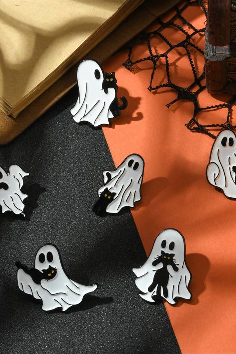 Airssory 6 Pcs 6 Styles Ghost with Cat Enamel Alloy Brooches Black Cat Badge Pins for Halloween DIY Clothes Sweater Bags Crafts Decoration Embellishments Clothes Sweater, Sweater Bags, Day Backpacks, Halloween Pins, Craft Decoration, Animal Brooch, Spooky Season, Halloween Diy, Diy Clothes