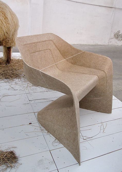 Hemp Chair by Werner Aisslinger in the exhibition „Poetry Happens“ Cardboard Furniture Design, Eco Friendly Interior, Protective Goggles, Noodle Bar, Sculptural Furniture, Material Research, Eco Friendly Furniture, Sustainable Decor, Sustainable Furniture