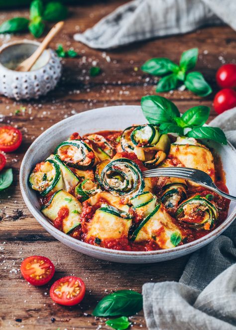 Zucchini Involtini Rolls with Cashew Ricotta Cashew Ricotta, Vegan Lasagna Recipe, Vegan Stuffed Shells, Zucchini Aubergine, Zucchini Rolls, Tofu Feta, Vegan Zucchini, Vegan Mozzarella, Ricotta Recipes