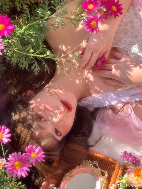 Flowercore Aesthetic, Pre Debut Photoshoot, Fairytale Photoshoot, Debut Photoshoot, Fairy Photoshoot, Party Photoshoot, Flower Photoshoot, Dreamy Photography, Fairytale Photography