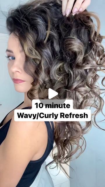 Ali Noskowiak on Instagram: "Easy wavy/curly refresh routine✨⁣ ⁣ ____⁣ ⁣ Product Details:⁣ ⁣ ➰ Leave-in: Bounce Curl⁣ ➰ Foam: The Doux Mousse Def⁣ ➰ Oil: Bounce Curl⁣ ➰ Diffuser: Laifen Swift ⁣ ⁣ 💸 Discount codes and links in my bio.⁣ *Some affiliate⁣ ⁣ ⁣ ⁣ ⁣ ⁣ ⁣ ⁣ ⁣ ⁣ ⁣ ⁣ ⁣ ⁣ ⁣ ⁣ #wavycurly #naturallywavy #beforeandafter #hairtransformation #wavyhairtips #curlcare #naturallywavy #wavyhairroutine #embraceyourwaves#longwavyhair #curlyhairroutine #beachwaves #curlpattern #myhairjourney #healthyhairroutine" How To Refresh Wavy Hair, How To Make Wavy Hair Curly, How To Use Mousse For Wavy Hair, How To Diffuse Wavy Hair, Naturally Wavy Hairstyles, How To Take Care Of Slightly Wavy Hair, Using A Diffuser On Wavy Hair, Refresh Wavy Hair Next Day, Wavy Hairdo