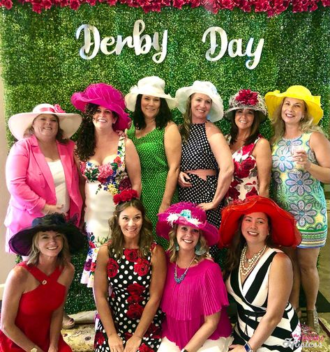 Kentucky Derby Party Ideas Fancy Hats, Kentucky Derby Auction Theme, Ky Derby Hats, Kentucky Derby Gala Theme, Women’s Kentucky Derby Outfits, Kentucky Derby Tea Party Ideas, Kentucky Derby Fashion 2023, Derby Themed Bridal Shower Style, Kentucky Derby Party Outfit For Women