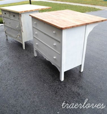 Upcycle Kitchen, Small Kitchen Island Ideas, Unique Kitchen Design, Kitchen Island On Wheels, Diy Apron, Kitchen Design Diy, Small Dresser, Small Kitchen Island, Kitchen Island With Seating