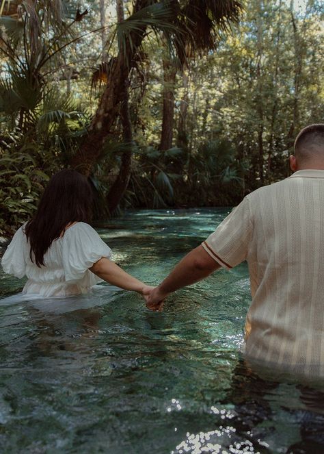 Chupich Photography, Orlando Florida engagement photos, Florida Springs engagement, Kelly Park, Kelly Park engagement photos, Wekiwa Springs, Wekiwa Springs engagement photos, Florida aesthetic, Florida, Florida Springs, fun engagement photos, summer engagement photos, engagement photos ideas, unique engagement photos, non traditional engagement photos, proposal photos, couple aesthetic, engagement photos poses,  orlando florida, elopement idea, Florida elopement, engagement photos outfits Engagement Photos Ideas Unique, Aesthetic Engagement Photos, Traditional Engagement Photos, Non Traditional Engagement Photos, Florida Engagement Photos, Engagement Photos Poses, Aesthetic Engagement, Kelly Park, Mermaid Pool