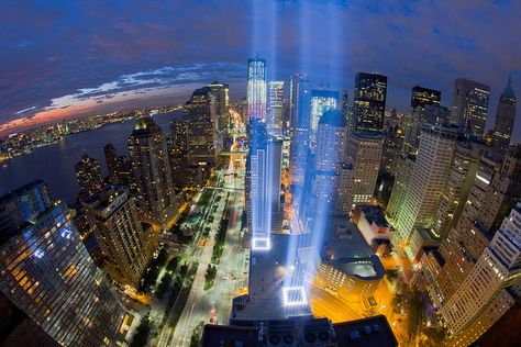 9/11 memorial Twin Towers Memorial, Tribute In Light, Memorial Museum, We Will Never Forget, City Pictures, Twin Towers, Lest We Forget, Trade Center, Never Forgotten