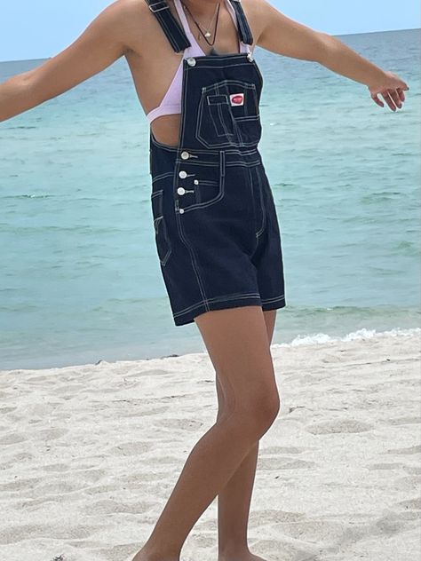 Overall Shorts Outfit, Festival Inspo, Swimsuit Beach, Shorts Outfit, Granola Girl, Summer Tops, Overall Shorts, Beach Outfit, Granola