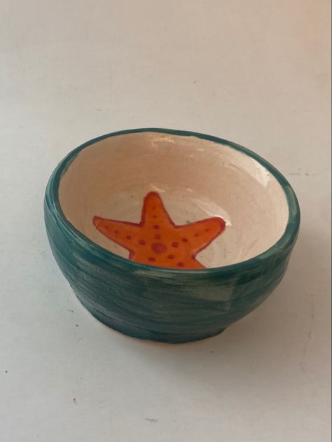 Pinch Pot Bowl Ideas, Pinch Pot Inspiration, Pinch Pot Painting Ideas, Pinch Pot Bowl, Ceramic Pinch Pots Ideas, Ceramic Bowl Painting Ideas Simple, Pinch Pots Ceramic, Cute Pinch Pot Ideas, Clay Pinch Pot Ideas