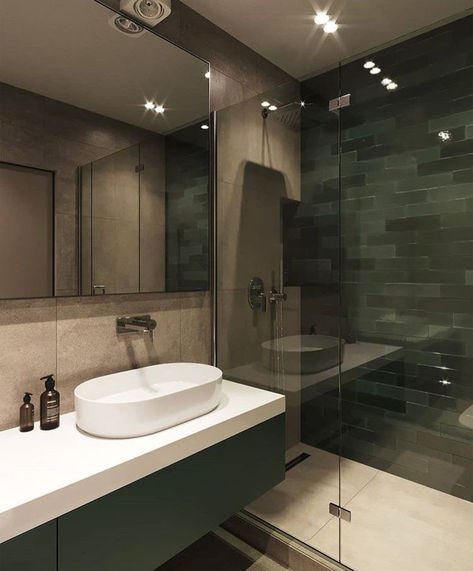 Bathroom Ideas Dark Green, Dark Green Bathroom Decor, Green Bathroom Inspiration, Bathroom Dark Green, Dark Green Bathroom Ideas, Bathroom Ideas Dark, Green And Brown Bathroom, Green Bathroom Colors, Green Bathroom Paint