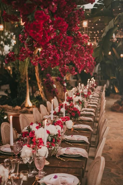 Spanish Wedding Flowers, Destiny Rodriguez, Wedding Spanish Style, Spanish Wedding Decor, Mauritius Wedding, Bougainvillea Wedding, Candlelit Table, Elegant Backyard, Mallorca Wedding