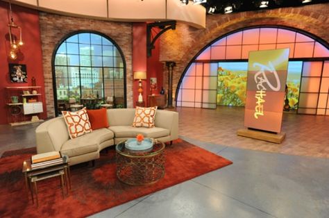 Tv St, Broadcast Studio, Radio Studio, Hipster Home Decor, Tv Ideas, Tv Set Design, Online Message, Tv Talk Show, Tv Production