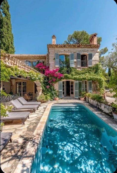 French Houses Provence, Provence Architecture, Bathroom Tile Design Ideas, Provence House, Tuscany House, Sky Window, Tile Design Ideas, Dream House Aesthetic, Italy House