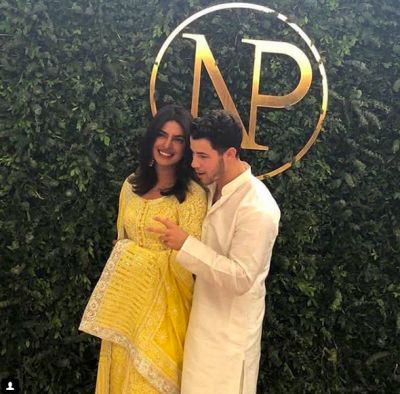 Priyanka Chopra and Nick Jonas engagement pictures. See more on wedmegood.com #wedmegood #indianwedding #indianbride #priyankachopra #priyanka #nickjonas #yellow #suits #sherwani Priyanka Chopra Wedding, Roka Ceremony, Just Engaged, Bollywood Wedding, Indian Crafts, Romantic Gestures, Nick Jonas, Traditional Sarees, Priyanka Chopra