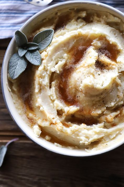 The best mashed potatoes you will ever make! These fluffy potatoes are swirled with browned butter, caramelized onions and gruyere cheese- the perfect side dish for any occasion! Fluffy Potatoes, Hearty Winter Recipes, Butter Mashed Potatoes, Sage Recipes, Best Mashed Potatoes, Comfort Food Southern, Browned Butter, Caramelized Onion, Gruyere Cheese