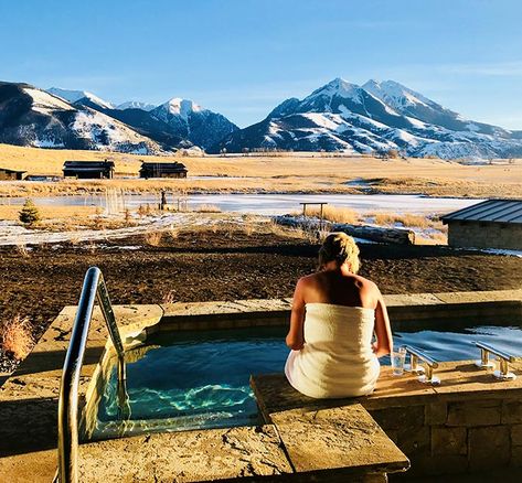 Sage Lodge | A Luxury Montana Resort Near Yellowstone Montana Lodge, Yellowstone Lodging, Montana Resorts, Yellowstone Ranch, Ranch Houses, Yellowstone Vacation, Montana Vacation, Yellowstone Trip, Yellowstone River