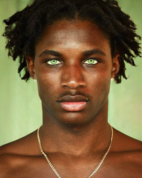 Dark Skin Blue Eyes, People With Green Eyes, Dark Skin Blonde Hair, Rare Eye Colors, Male Model Face, Blue Eyed Men, Light Skin Men, Eyes Dark, Dark Skin Boys