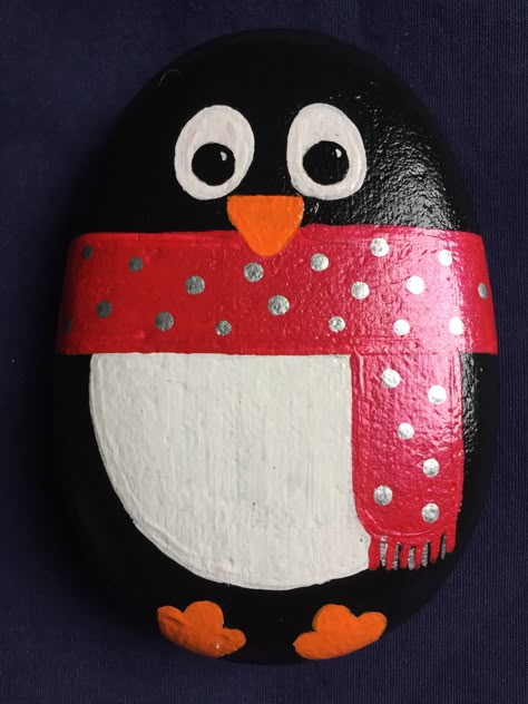 Painted Rock Penguin, Painted Rocks Penguins, Penguin Rocks Painted Stones, Penguin Stone Art, Xmas Stone Painting, Penguin Pebble Art, Penguin Painted Rocks, Holiday Rock Painting, Xmas Rock Painting Ideas