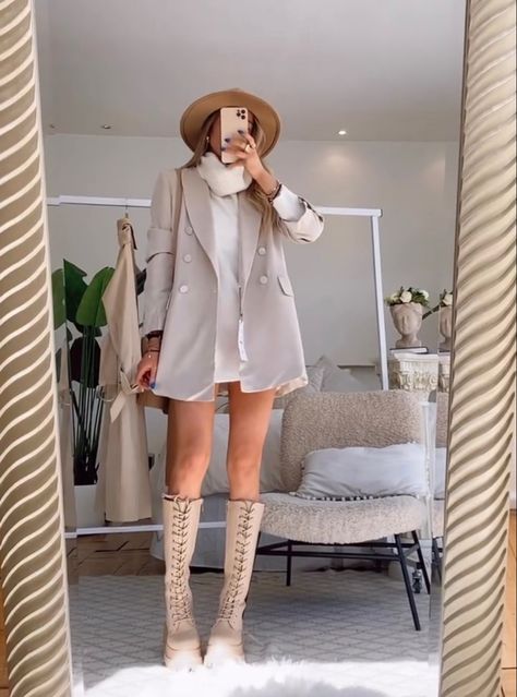 Beige combat boot outfit Beige Biker Boots Outfit, Pink Combat Boots Outfit Winter, Beige Combat Boots Outfit Winter, White Lace Boots Outfit, Sand Boots Outfit, Beige Stiefel Outfit, Nude Combat Boots Outfit, Cream Combat Boots Outfit, Creme Boots Outfit