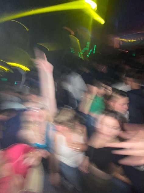 Blurred Party Aesthetic, Blurred Vision Aesthetic, House Party Aesthetic, Au Characters, Rave Aesthetic, Party Life, Party Aesthetic, Clubbing Aesthetic