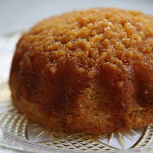 Golden Syrup Sponge Cake Recipe | use cinnamon instead of ginger & make a custard to go over top. Syrup Sponge, Treacle Sponge, Syrup Cake, British Cooking, Sponge Cake Recipe, British Desserts, English Pub, Sponge Cake Recipes, Golden Syrup