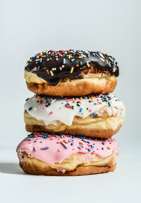 Babycakes Donut Maker, Doughnuts Photography, Donut Photos, Mini Donuts Maker, Donuts Gourmet, Food Photography Dessert, Donut Maker, Food Reference, Dessert Photography