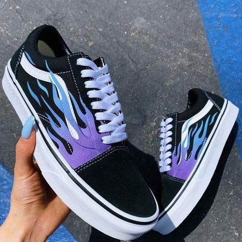 high top flame vans i don't usually don't see purple and blue flames- so cool Vans Shoes Fashion, Custom Vans Shoes, Purple Vans, Cute Vans, Tenis Vans, Basket Style, Custom Nike Shoes, Blue Flame, Fresh Shoes