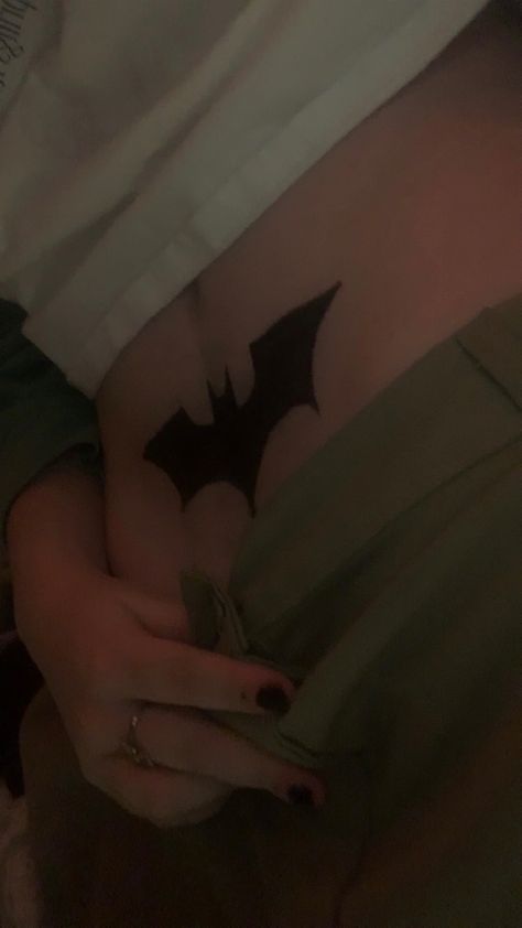 #tattoo #batman #alternative Batman Tatoos Ideas, Pelvis Tattoo, Bat Wings Tattoo, Batman Logo Tattoo, Pelvic Tattoos, Tramp Stamp Tattoos, Batman Tattoo, Pin Up Tattoos, Batman Beyond