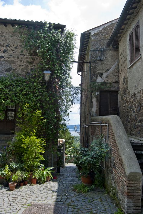 Bracciano - Italy Bracciano Italy, Italy 2023, Italy Street, Regions Of Italy, Travel Maps, Beautiful Places In The World, Rome Italy, International Travel, Summer 2024