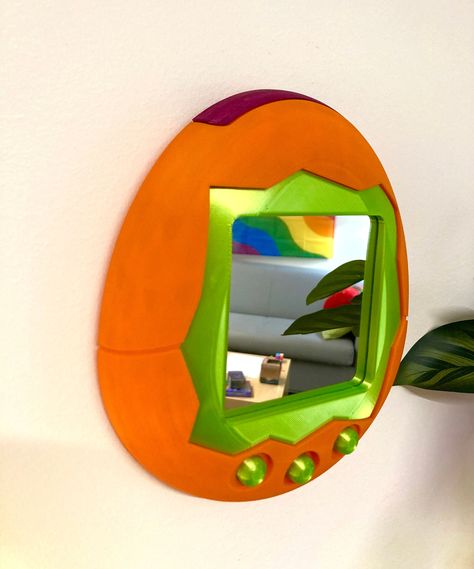 Groovy Home Decor, Funky Mirrors, 90s Decor, Funky House, Weird Furniture, Random Objects, Cute Furniture, Lash Room, Funky Home Decor